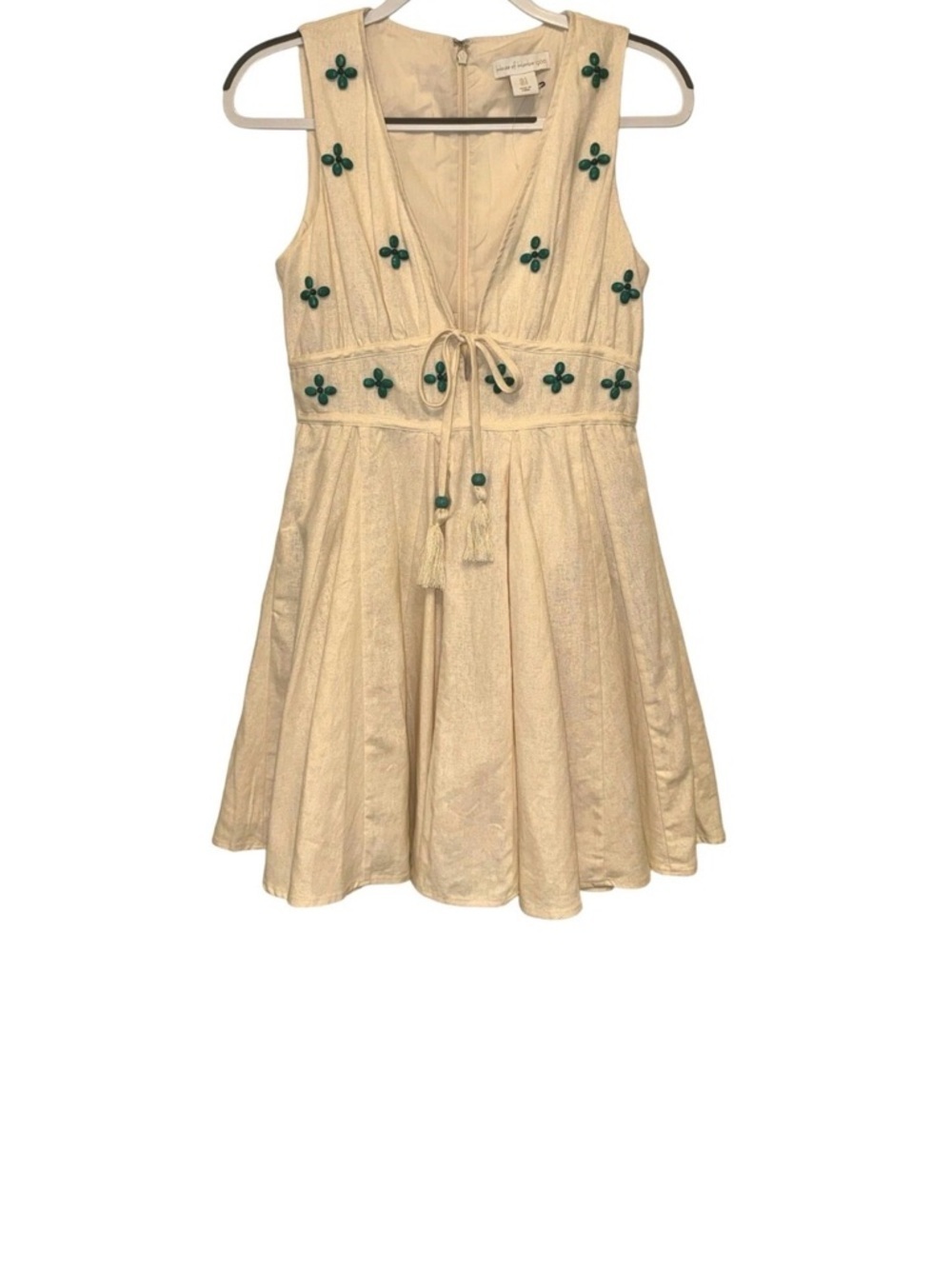 House of Harlow 1960 Cream Dress with Green Floral Embroidery 10 MISSING STONES